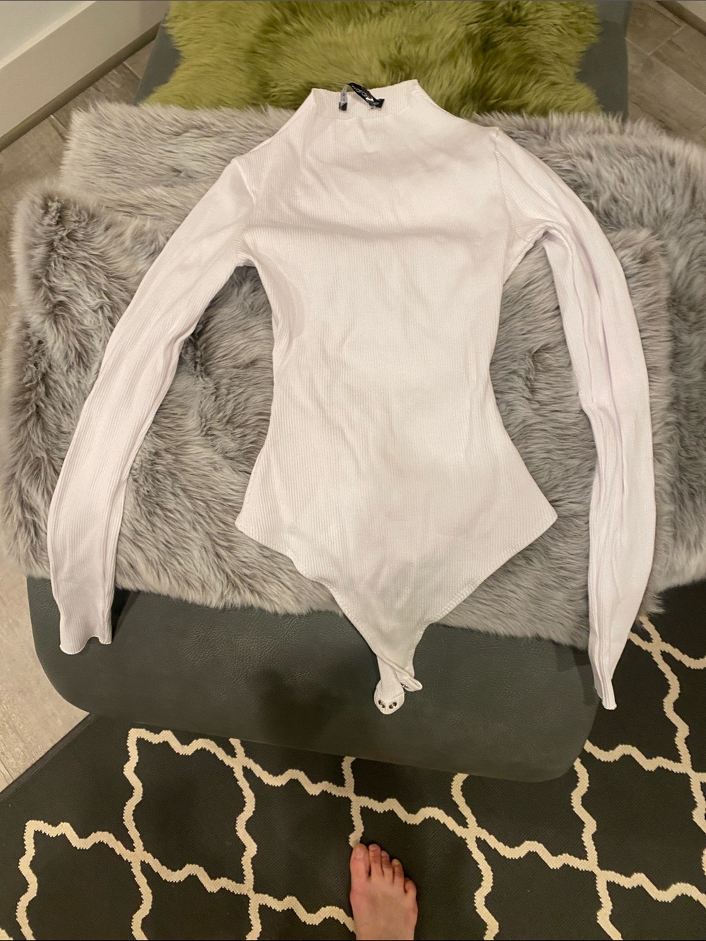 Ribbed Long Sleeve Bodysuit in white